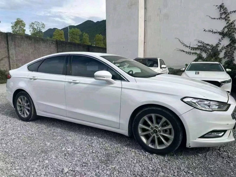 重庆18年福特蒙迪欧3