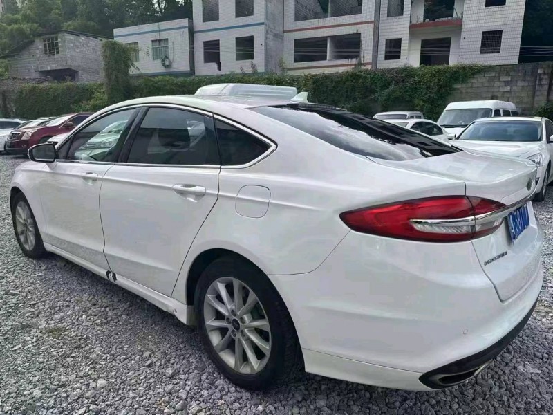 重庆18年福特蒙迪欧4