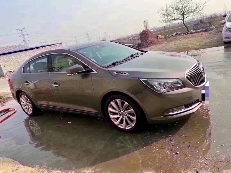 青岛13年别克君越2