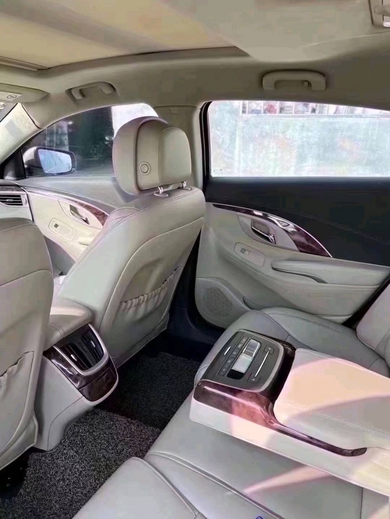 青岛13年别克君越5