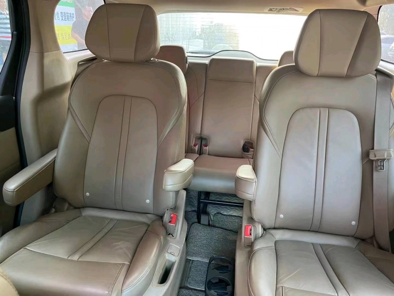 枣庄18年别克GL86