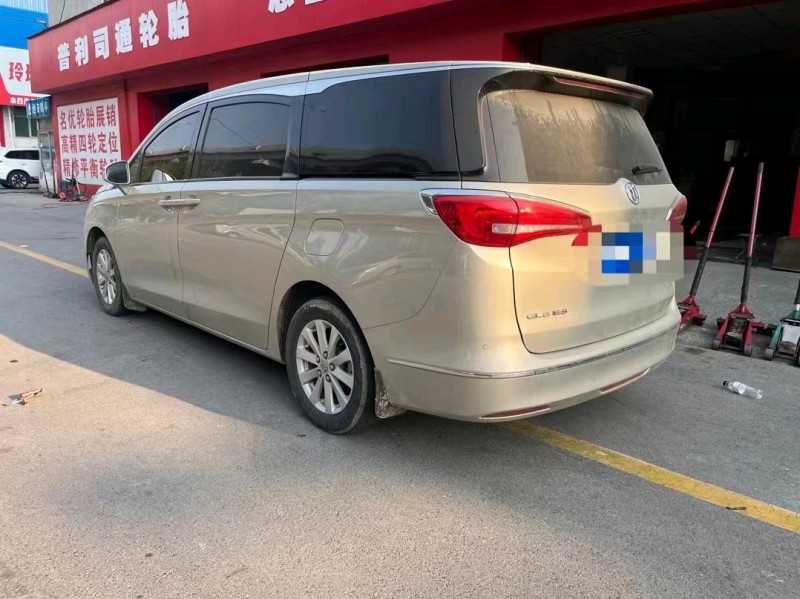 枣庄18年别克GL87