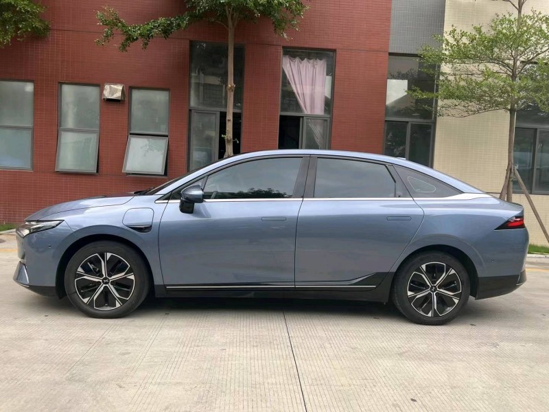 廣州22年小鵬汽車P56