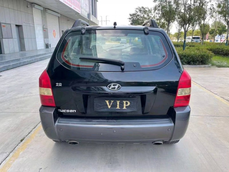 济宁11年现代途胜9