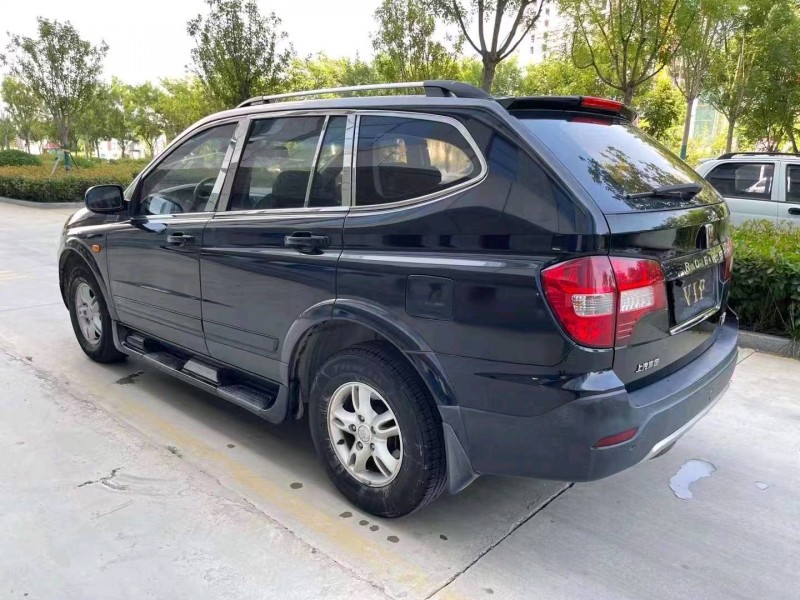 济宁13年荣威W57