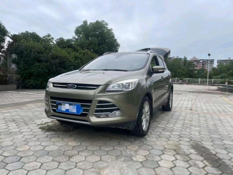 重庆15年福特翼虎3