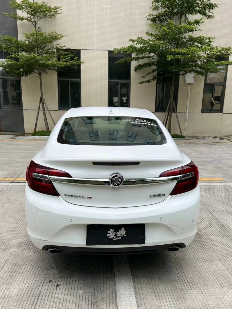 广州16年别克君威5