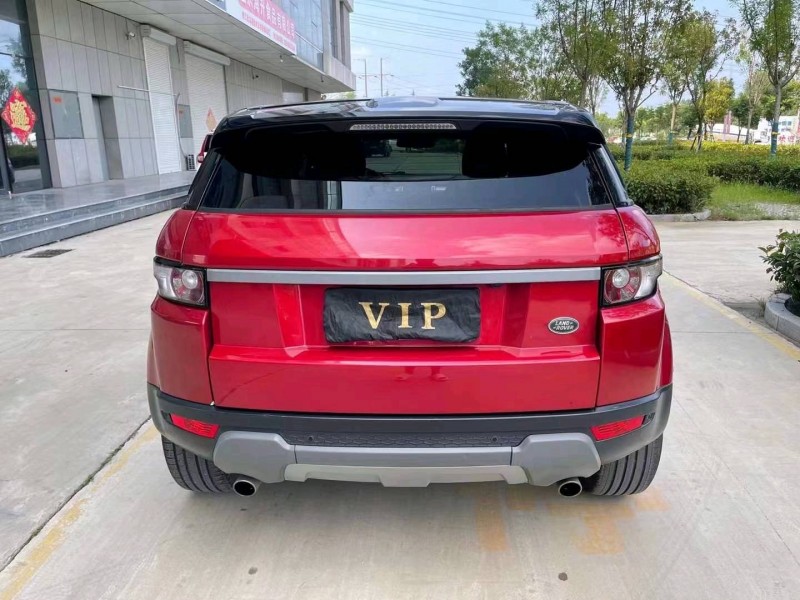 济宁15年路虎极光9