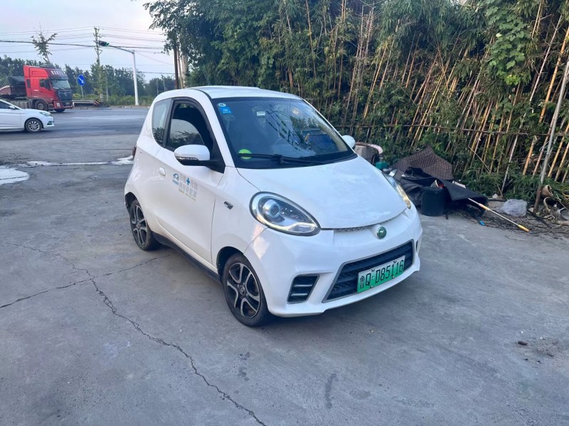 徐州17年众泰E20知豆2