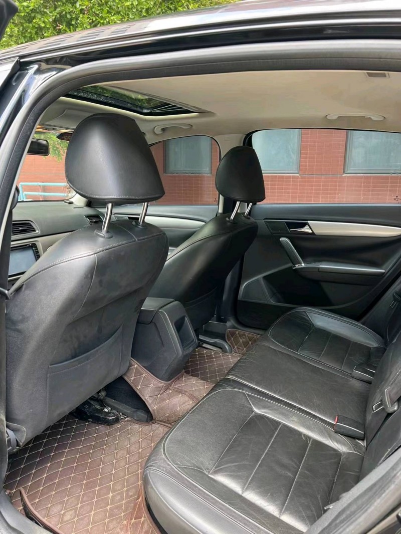 佛山13年大众朗逸6