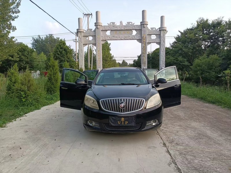 徐州14年别克英朗1