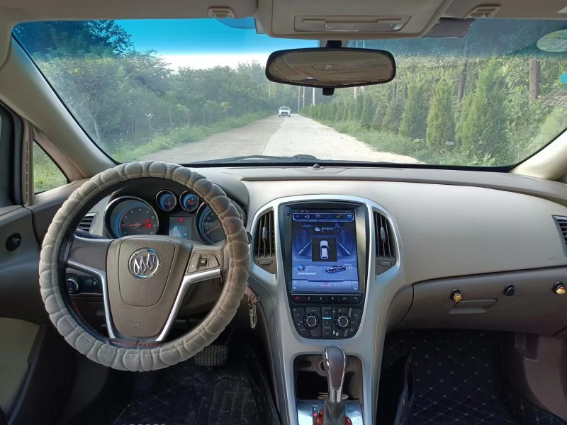 徐州14年别克英朗5