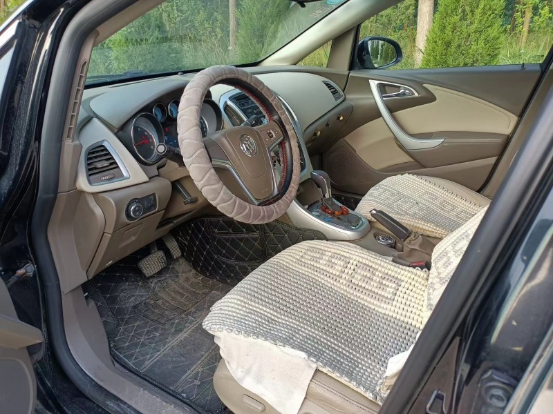 徐州14年别克英朗8