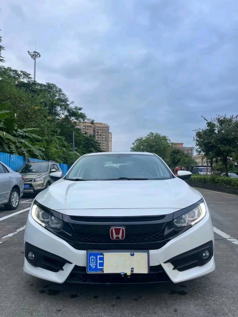 佛山16年本田思域1