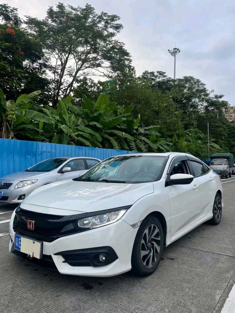 佛山16年本田思域4