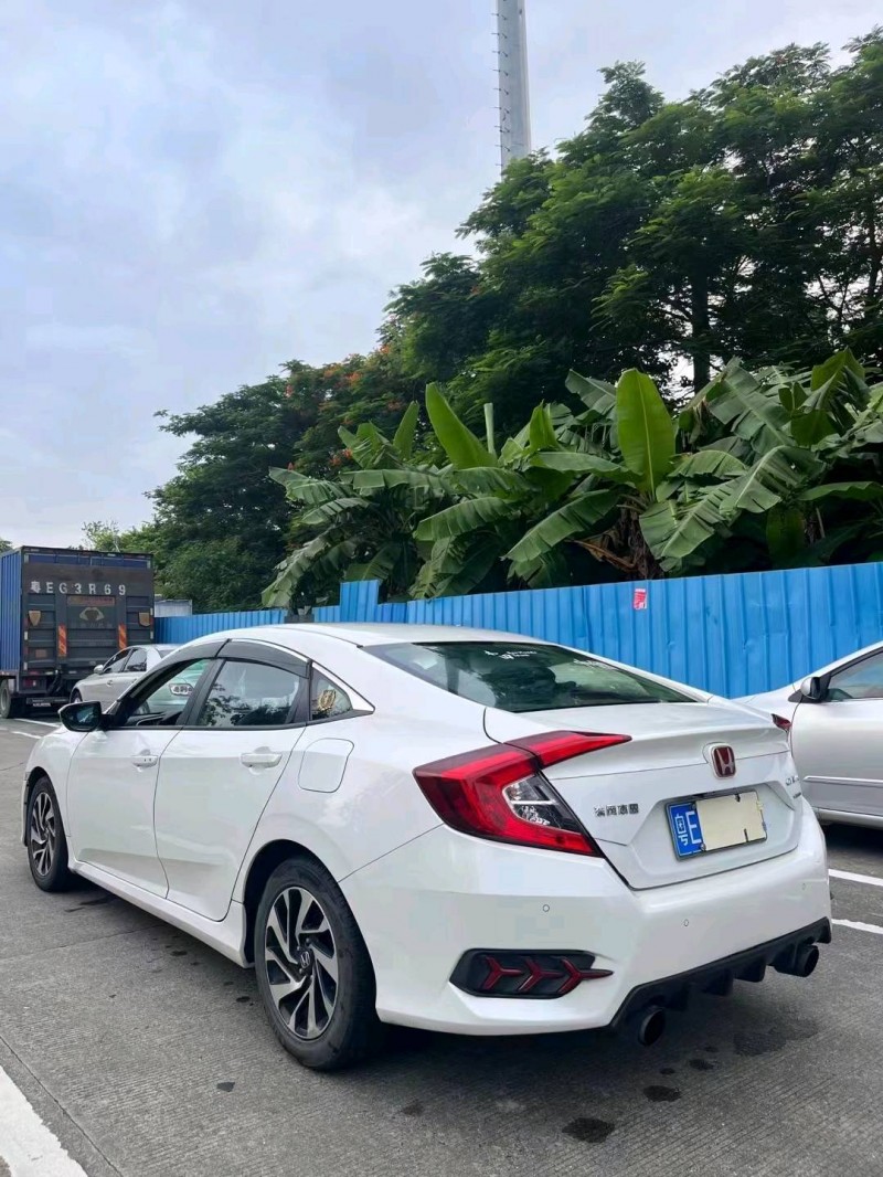佛山16年本田思域7
