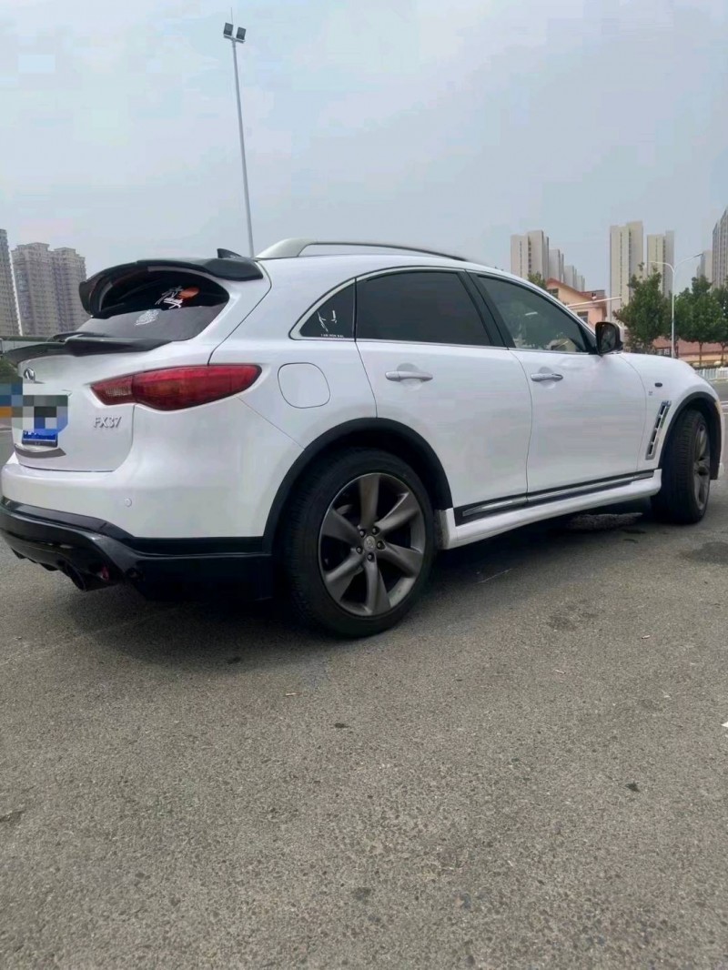 东营13年英菲尼迪FX375
