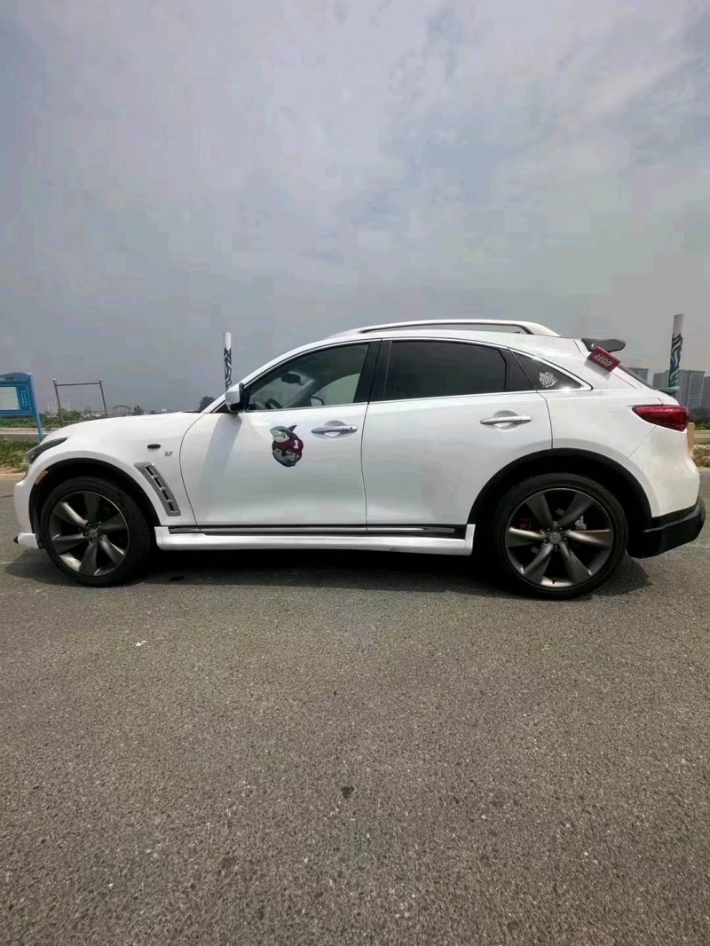 东营13年英菲尼迪FX376