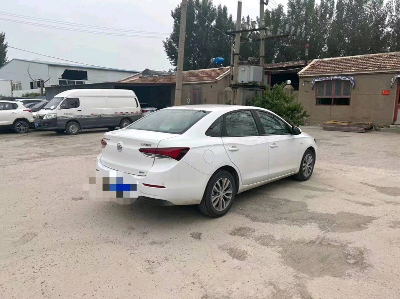 天津23年别克英朗8