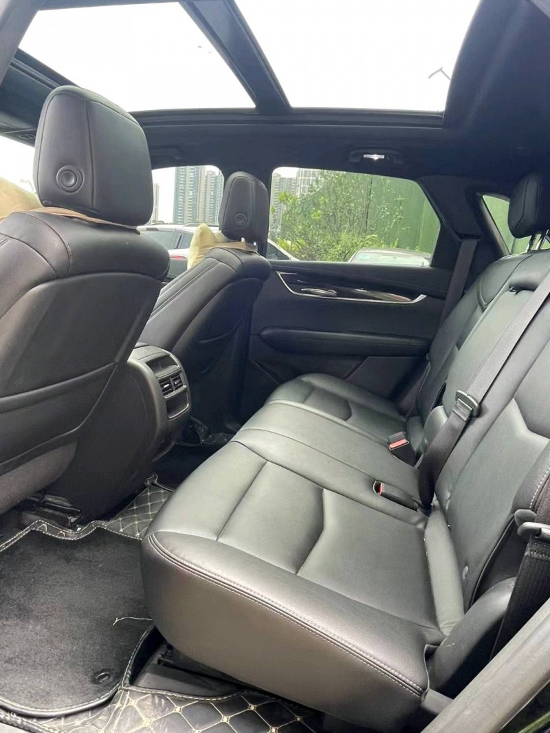 佛山20年凯迪拉克XT58