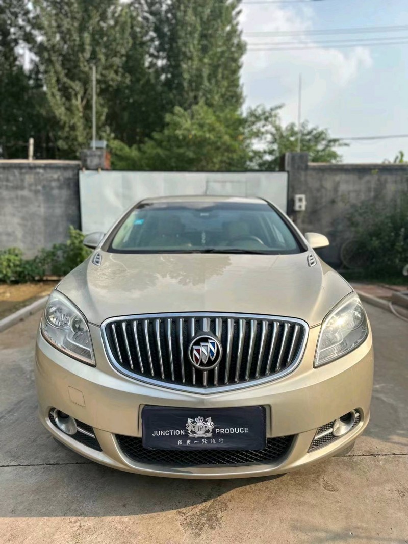 枣庄10年别克英朗1