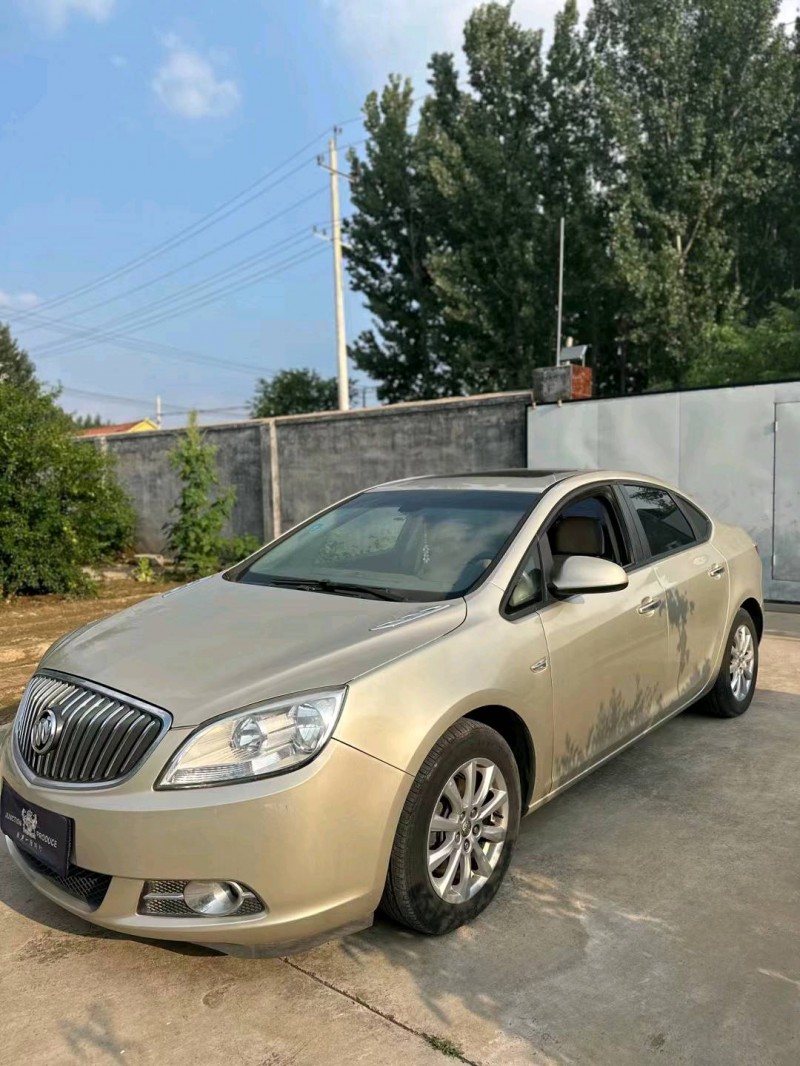 枣庄10年别克英朗3