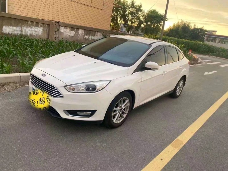 徐州17年福特福克斯2