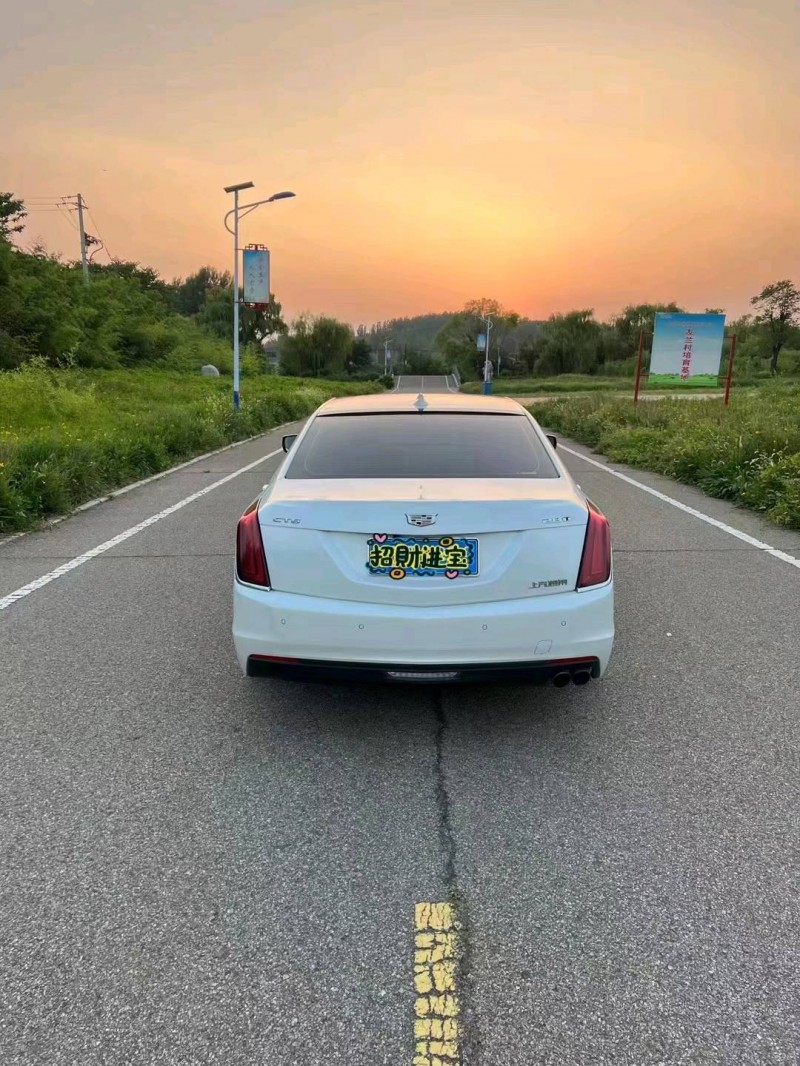 枣庄18年凯迪拉克CT64