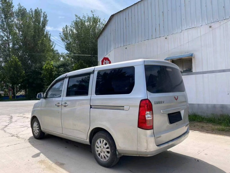 平頂山17年五菱汽車榮光6