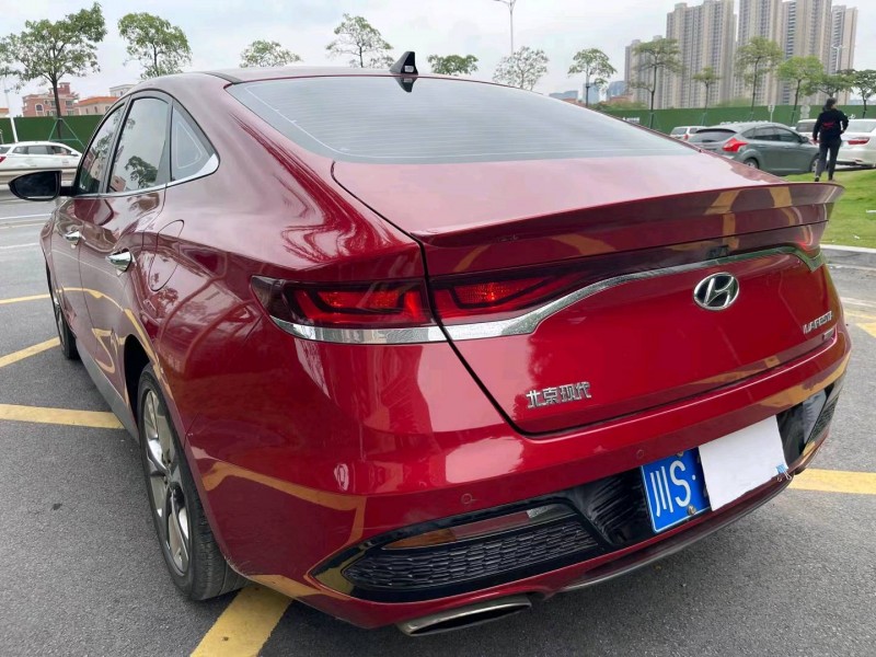 佛山21年现代菲斯塔4