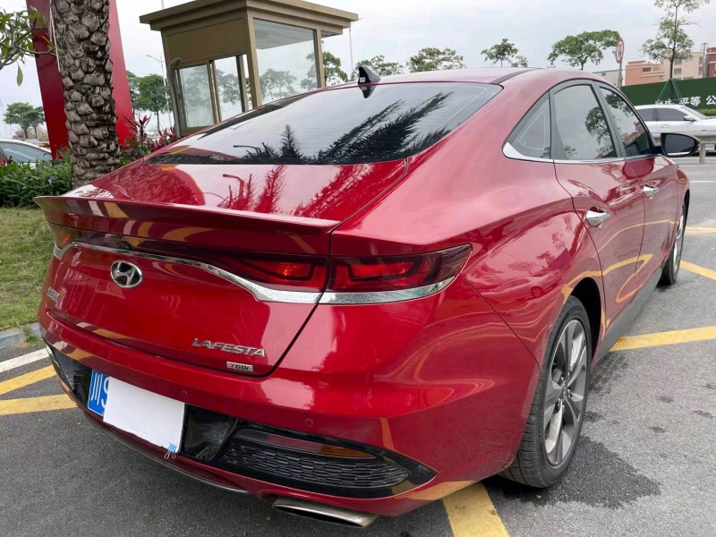 佛山21年现代菲斯塔5