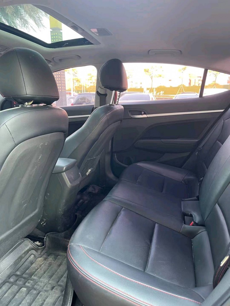 佛山19年现代领动8