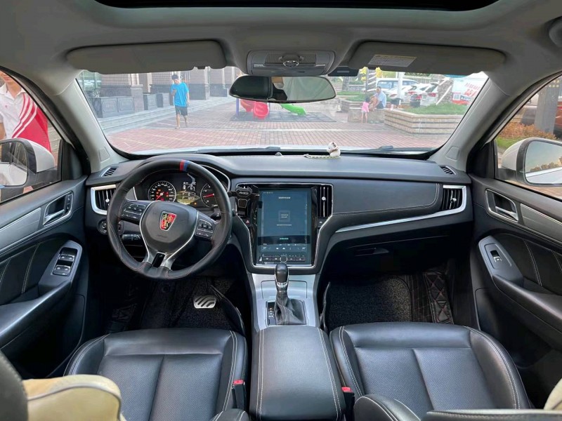 佛山18年荣威RX57