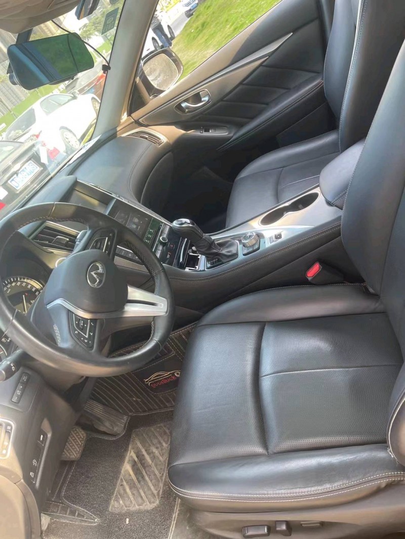 佛山19年英菲尼迪Q506