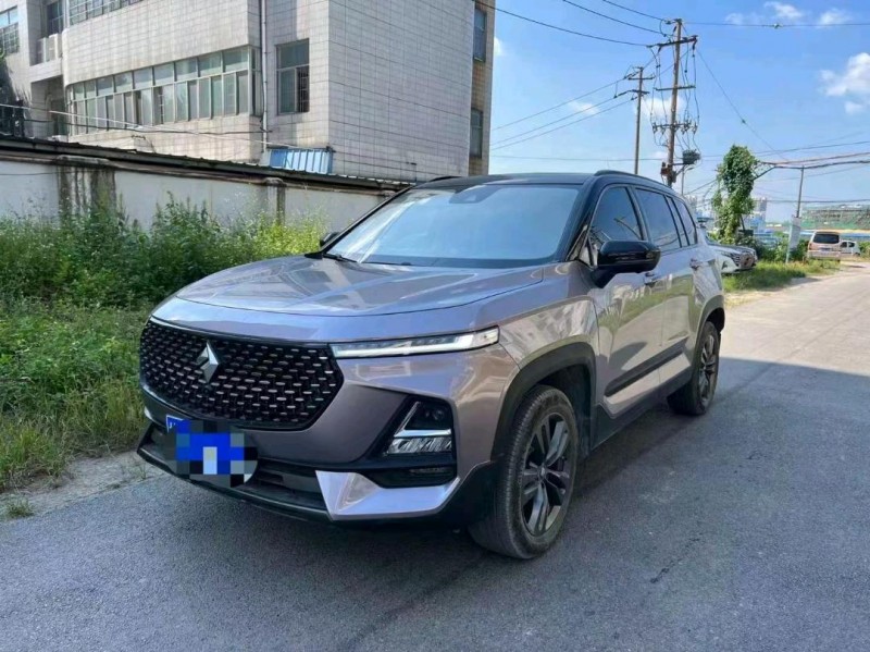 梧州20年寶駿RS52