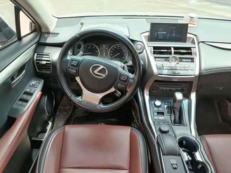 珠海17年雷克萨斯NX6