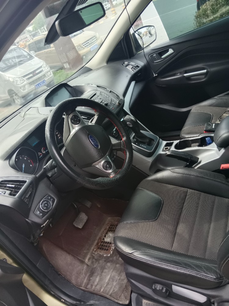 东莞14年福特翼虎3