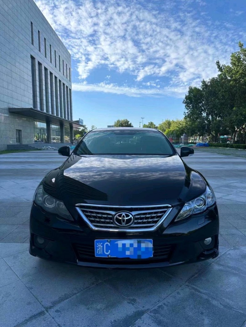 廊坊13年丰田锐志1