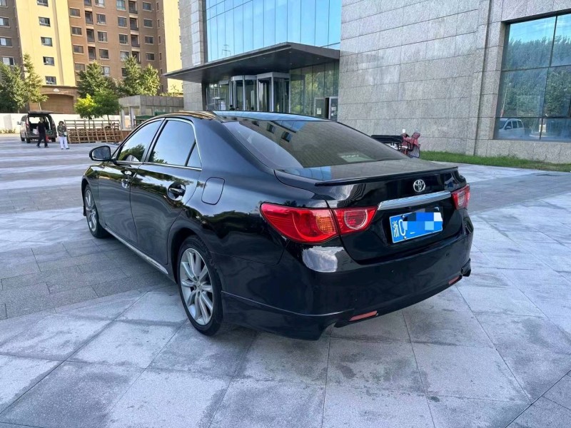 廊坊13年丰田锐志3