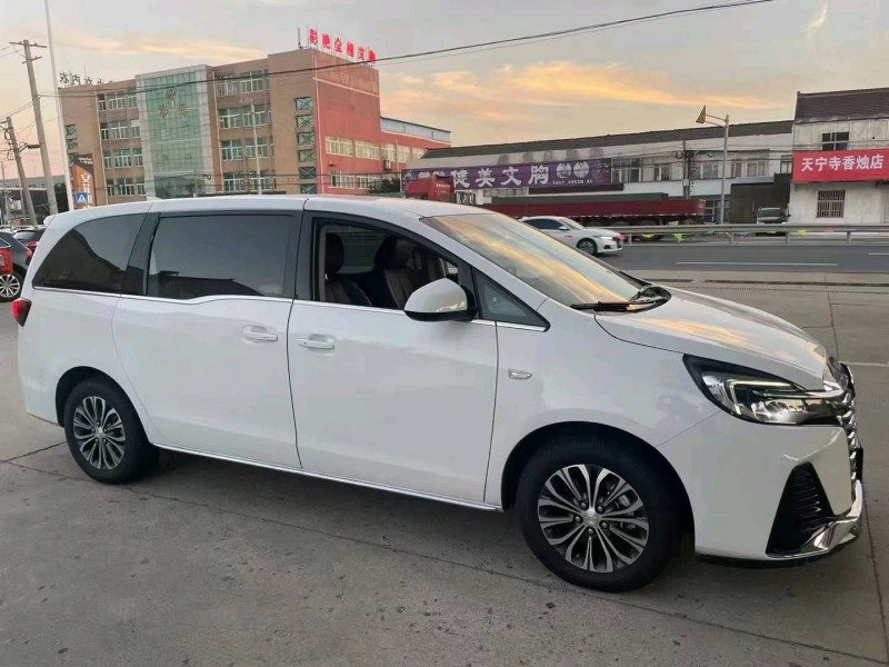 常州23年别克GL87