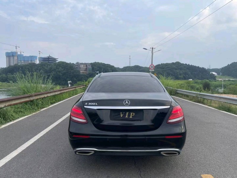 衡阳18年奔驰E5