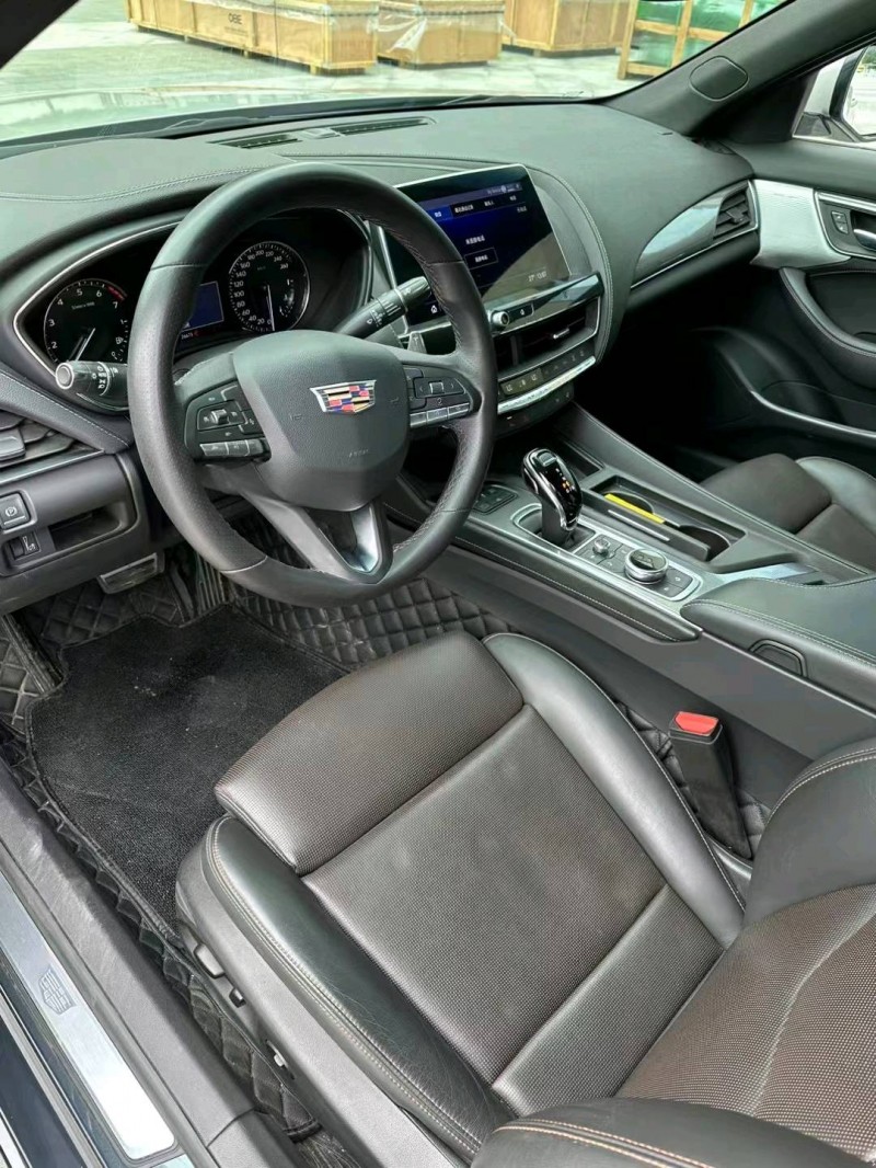 廊坊20年凯迪拉克CT56