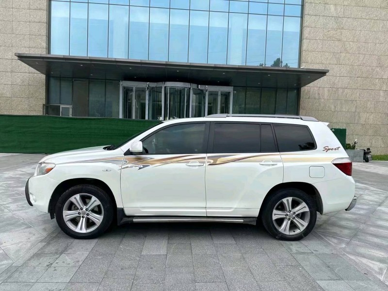 廊坊12年丰田汉兰达3