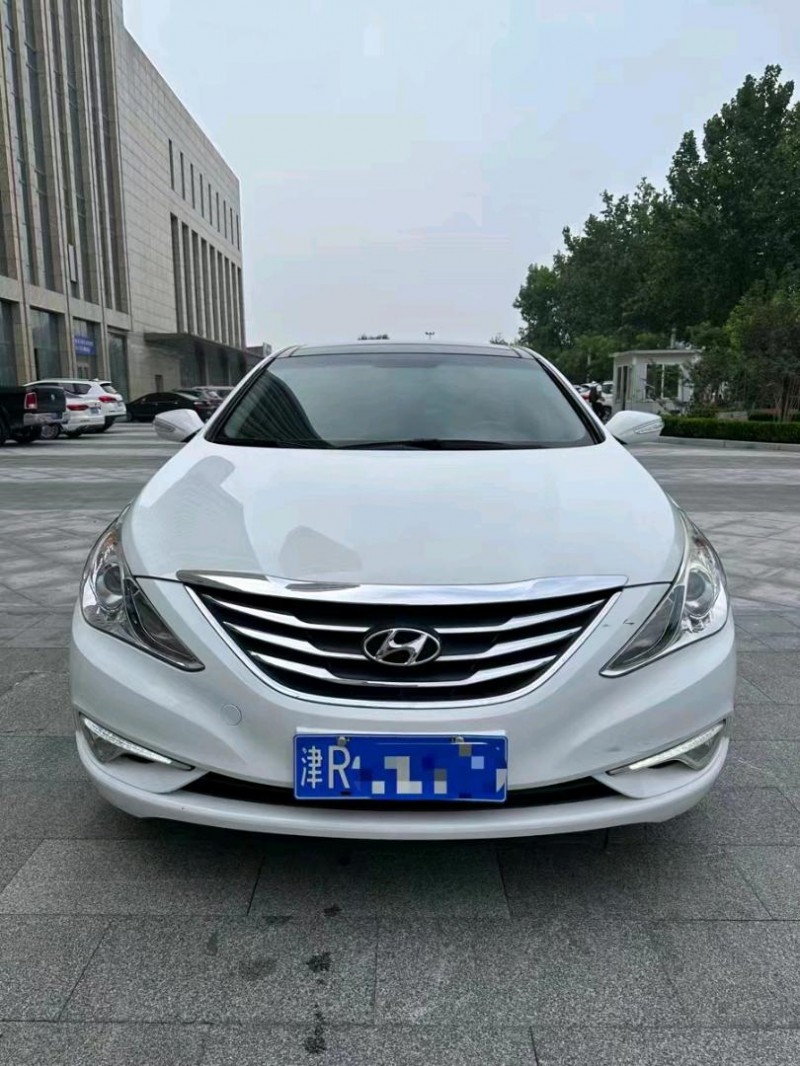 廊坊13年现代索纳塔八1