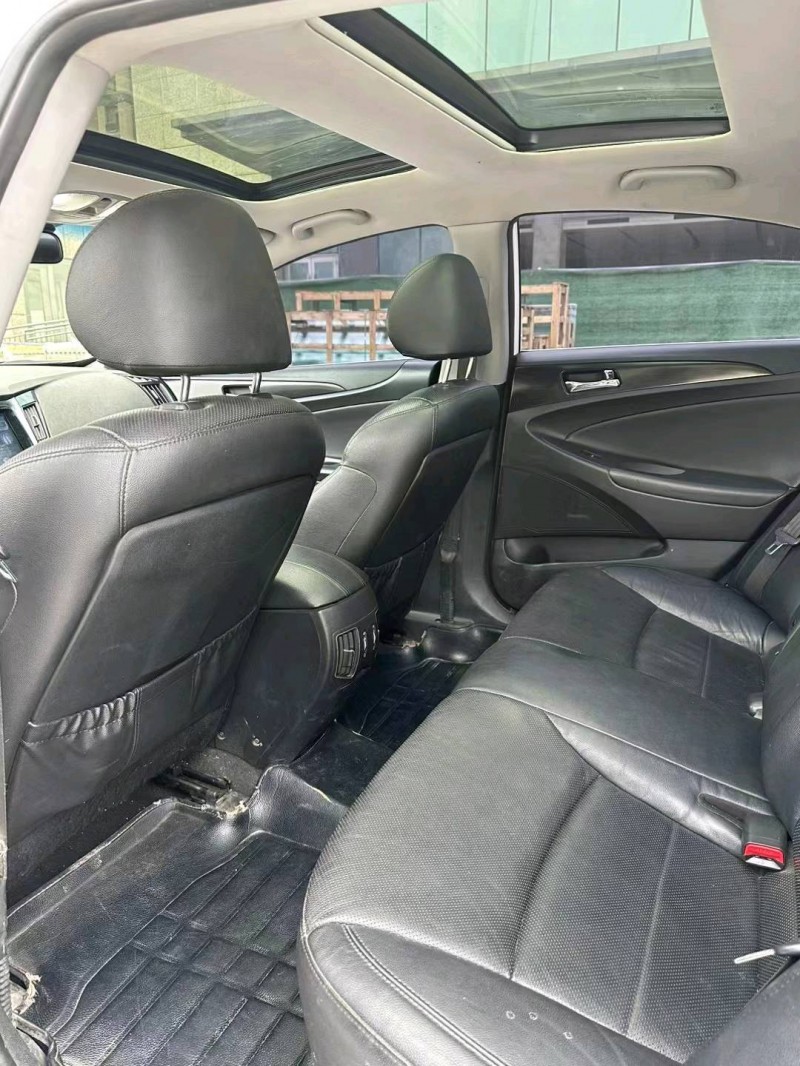 廊坊13年现代索纳塔八7