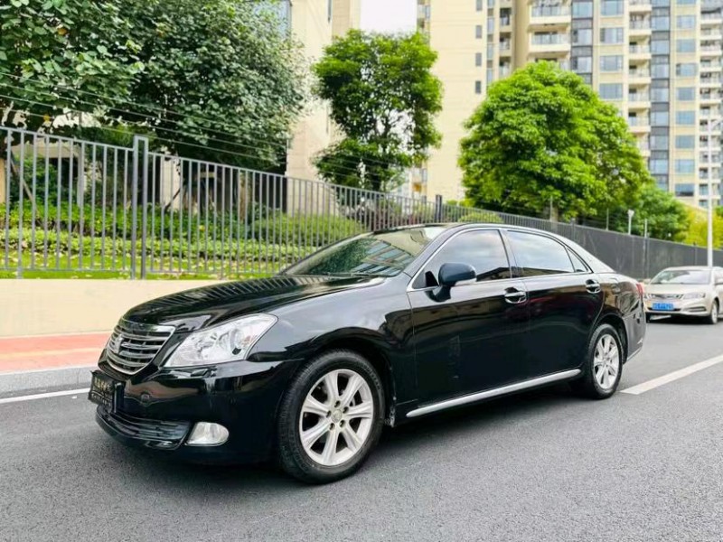 东莞10年丰田皇冠2