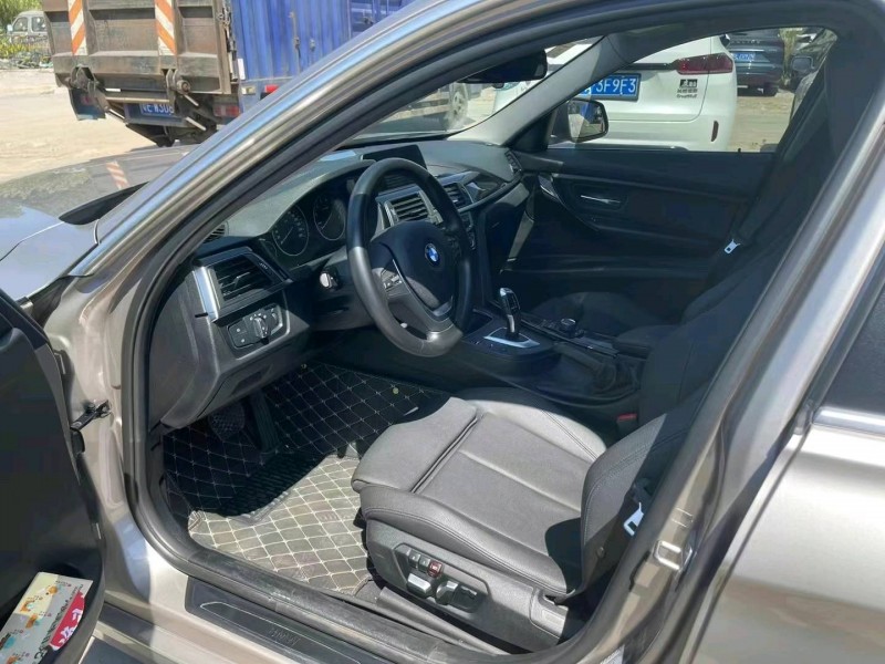 佛山18年宝马3系9