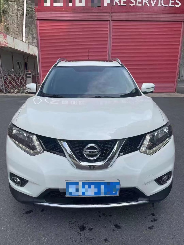 宜昌16年日產奇駿1