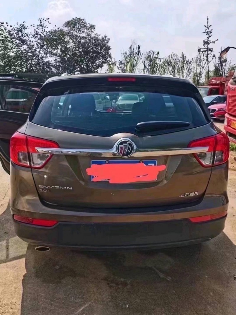 东莞17年别克昂科威3