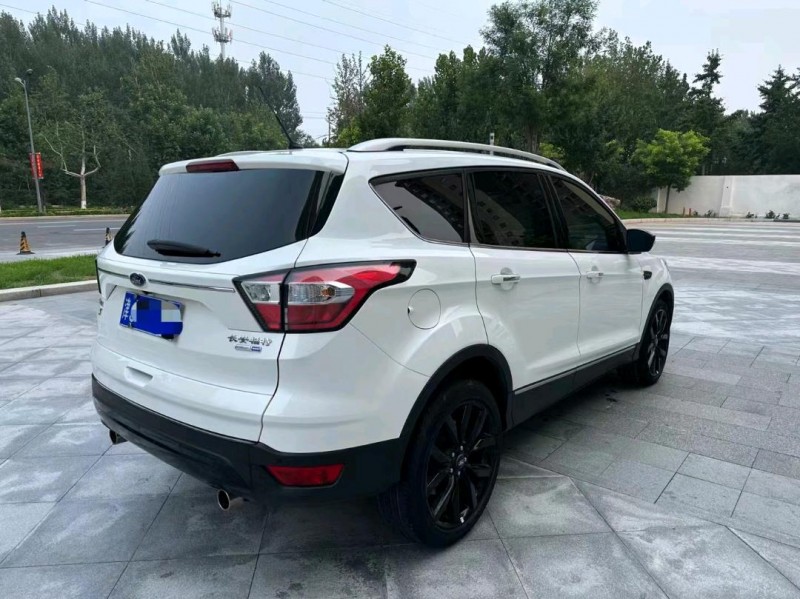 廊坊17年福特翼虎4